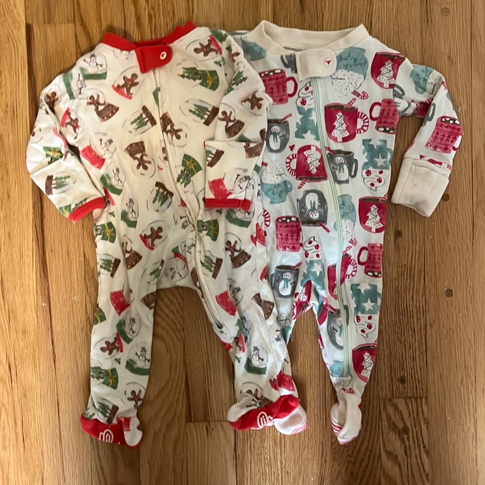 TWO newborn holiday Burt’s Bees baby pajamas